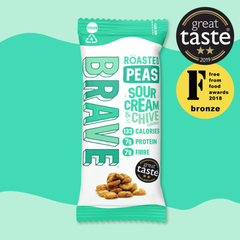 BRAVE Roasted Peas Sour Cream Chive 35g